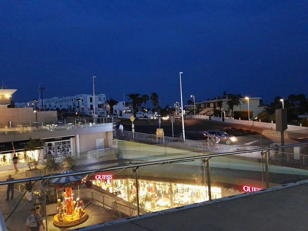 Central Seaview Apartment Puerto Del Carmen Puerto del Carmen