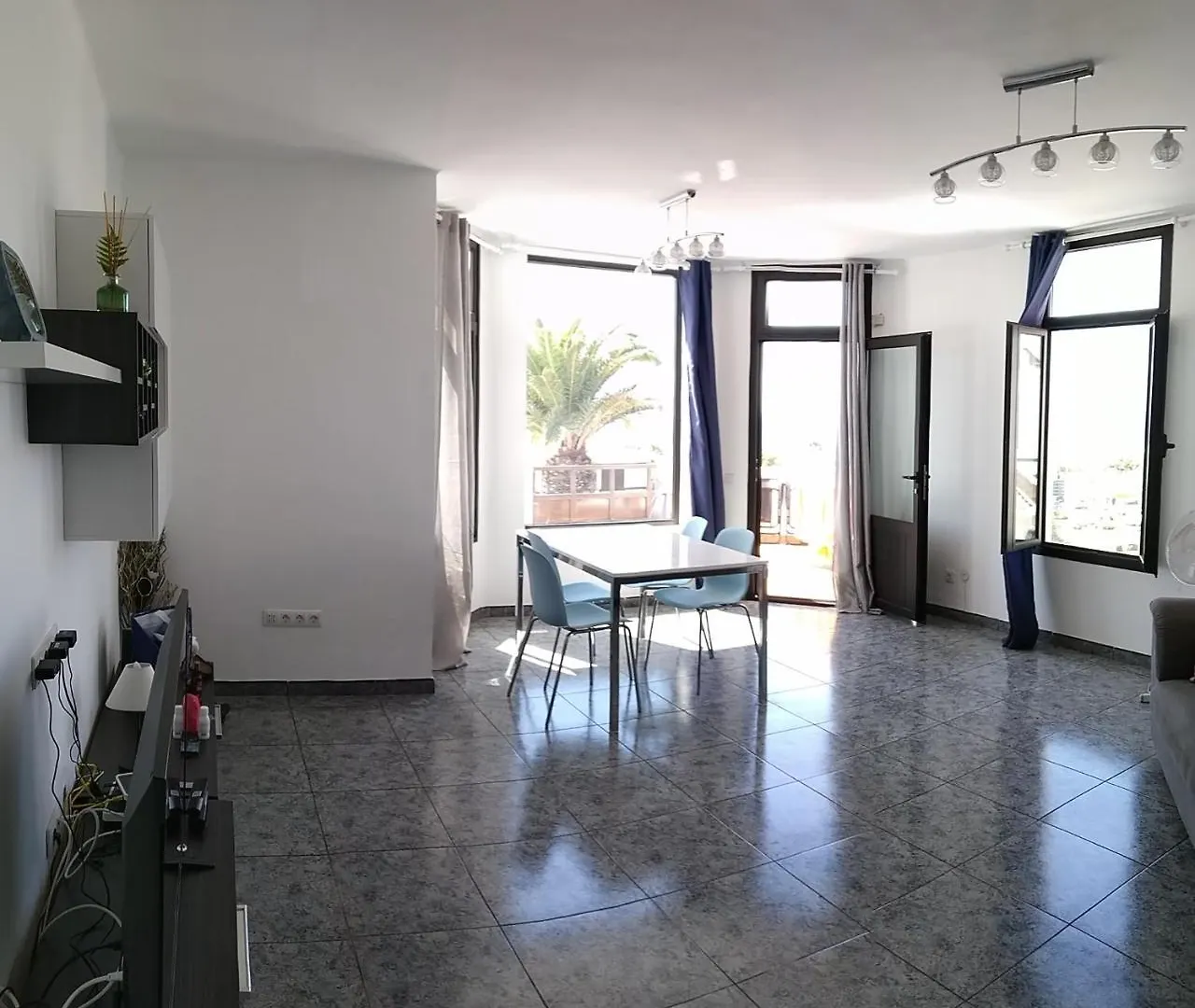 Central Seaview Apartment Puerto Del Carmen Puerto del Carmen  Spain